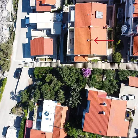 Apartments Radaic Prigradica