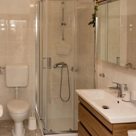 Apartments Radaic Apartment Prigradica