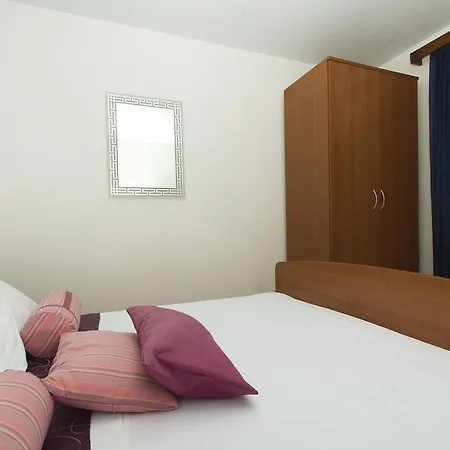 Apartment Apartments Radaic