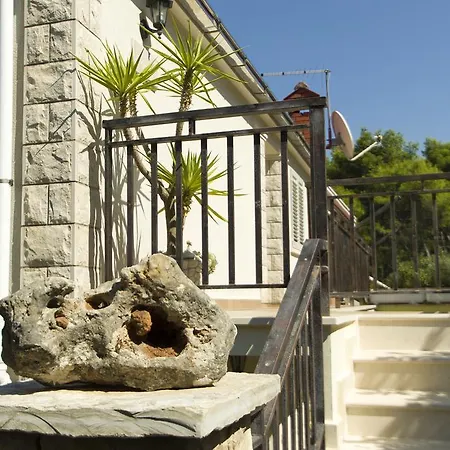 Apartments Radaic *